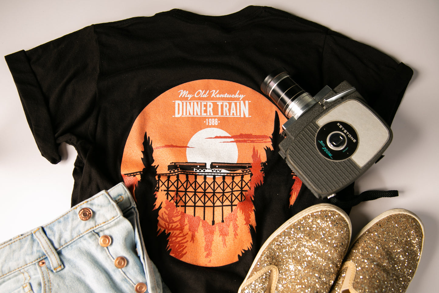T-Shirt: Black Trestle