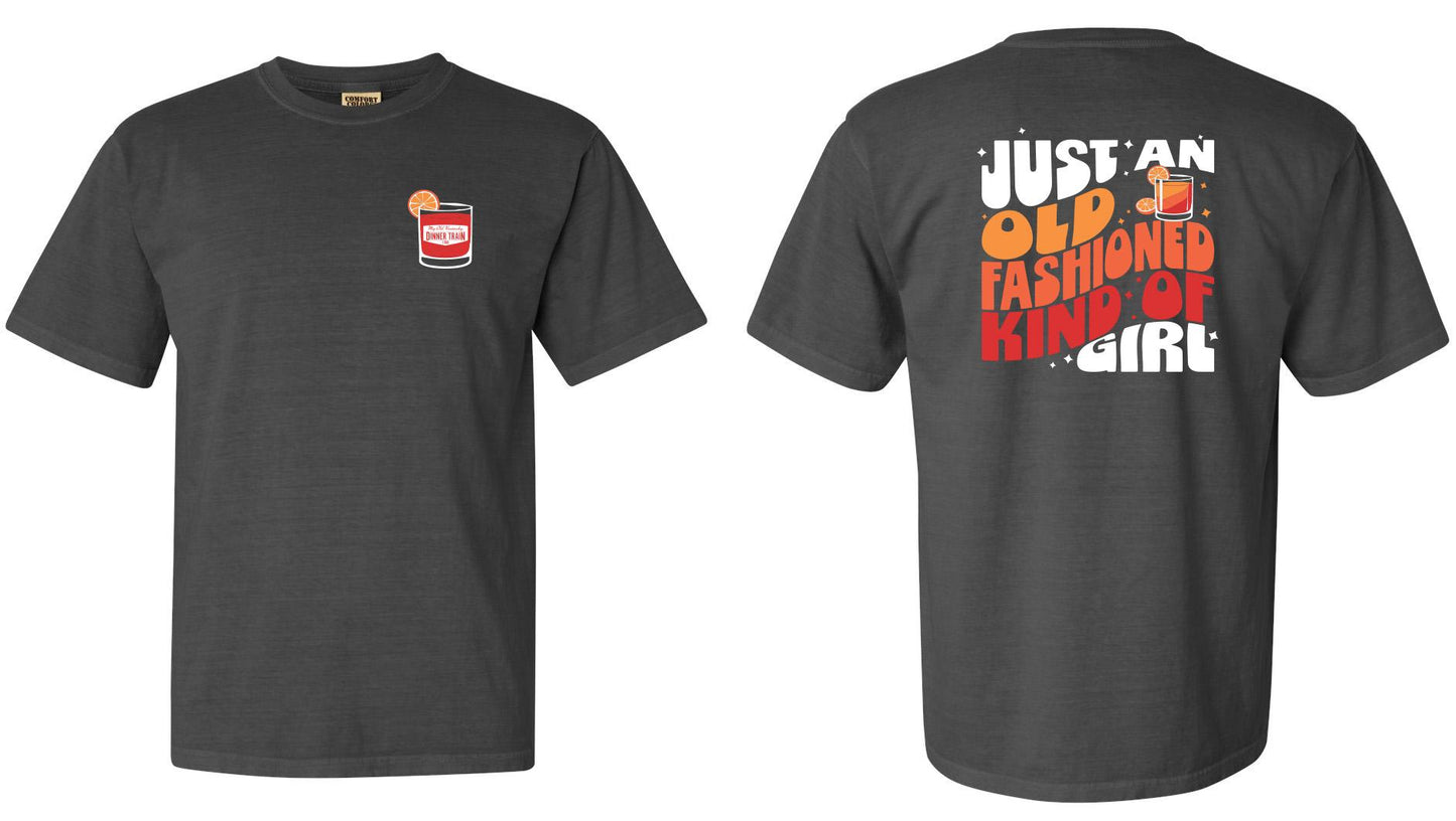 T-Shirt: A Old Fashoion Girl