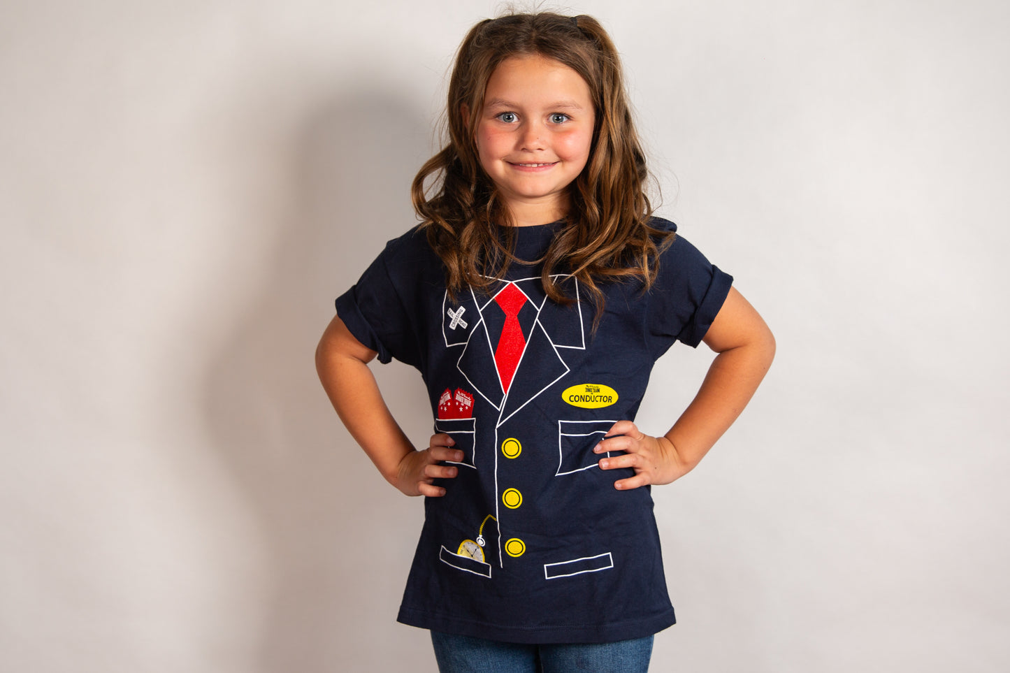 T-shirt: Y Navy Conductor