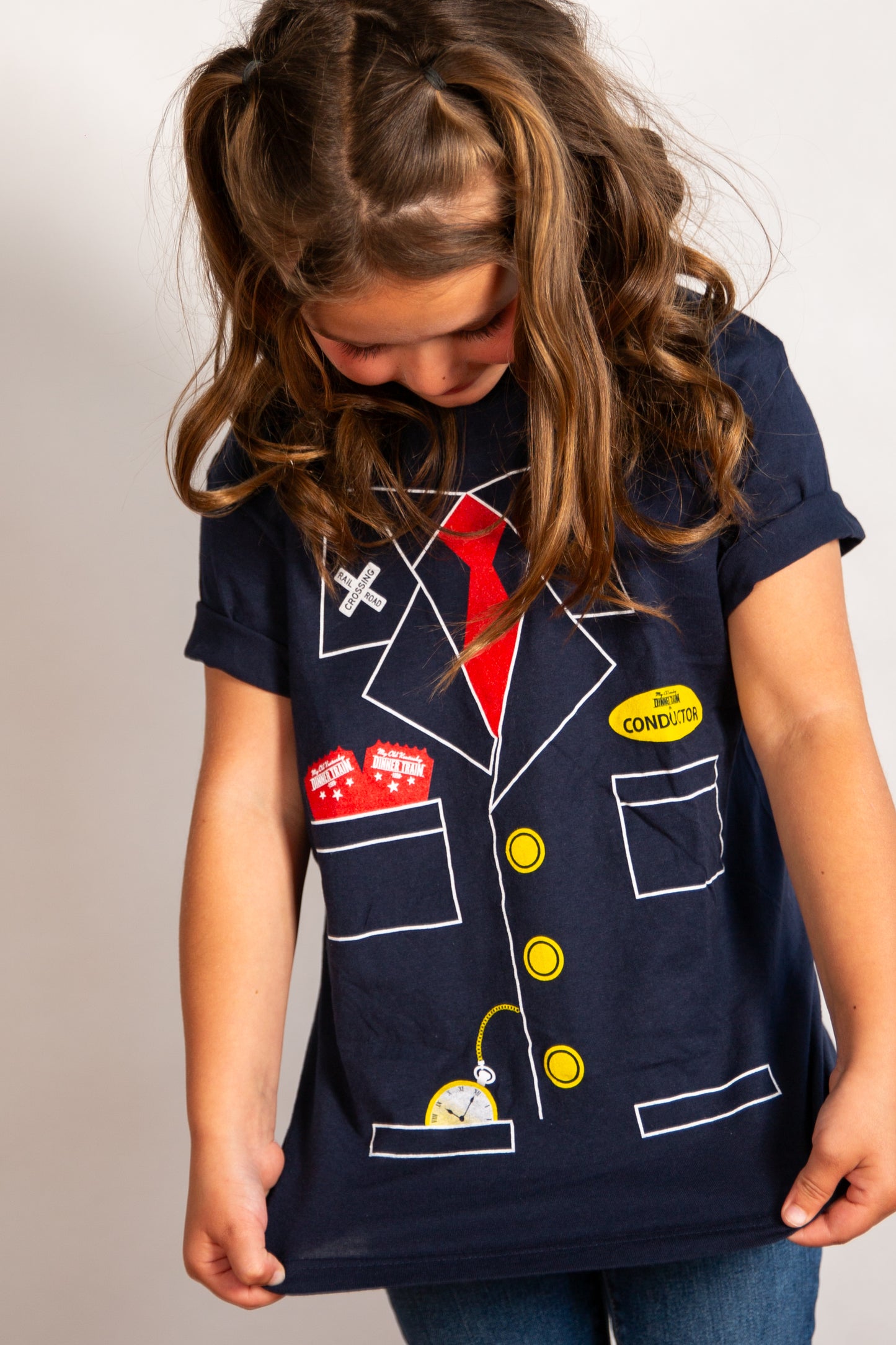 T-shirt: Y Navy Conductor